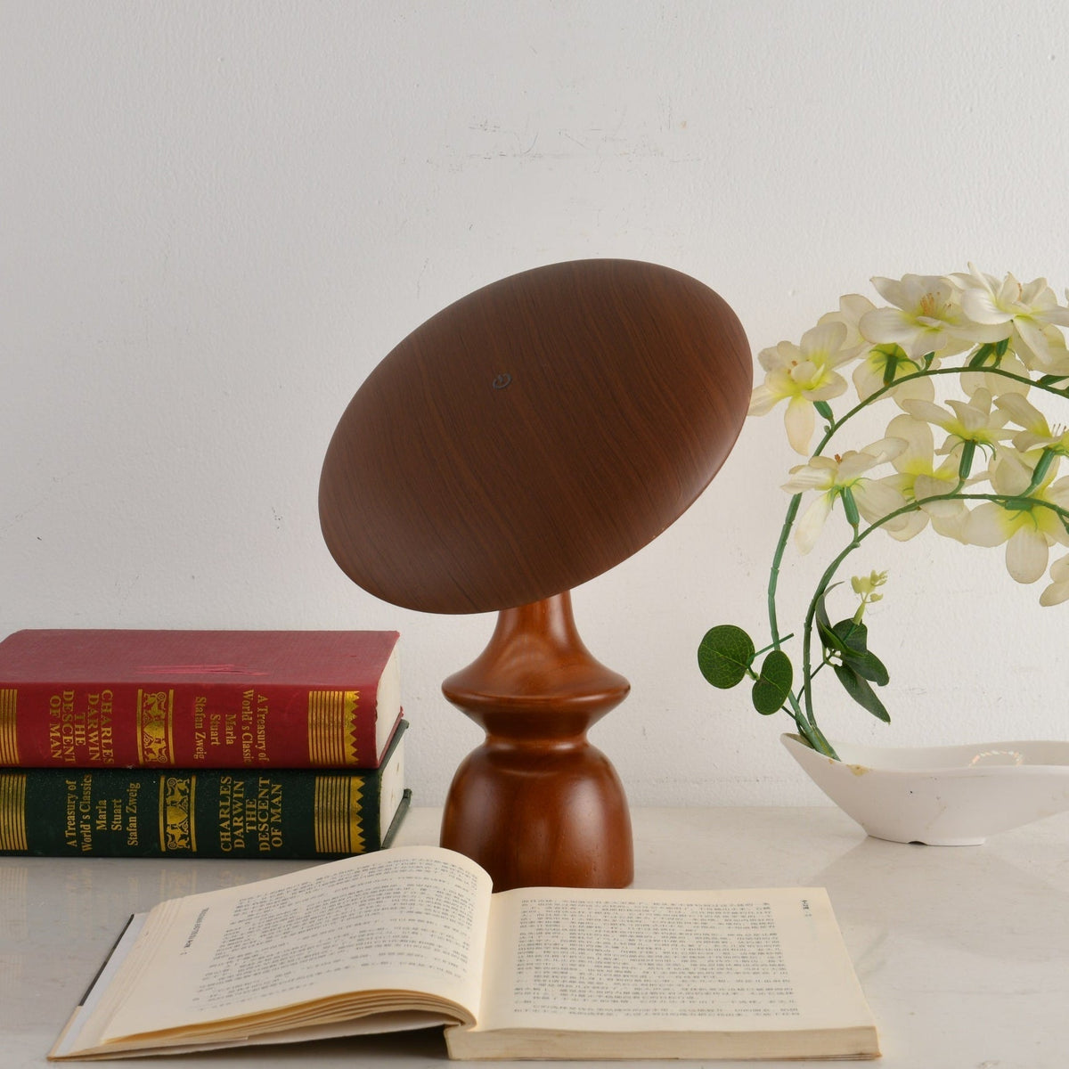 Orbis Vintage Wood Table Lamp