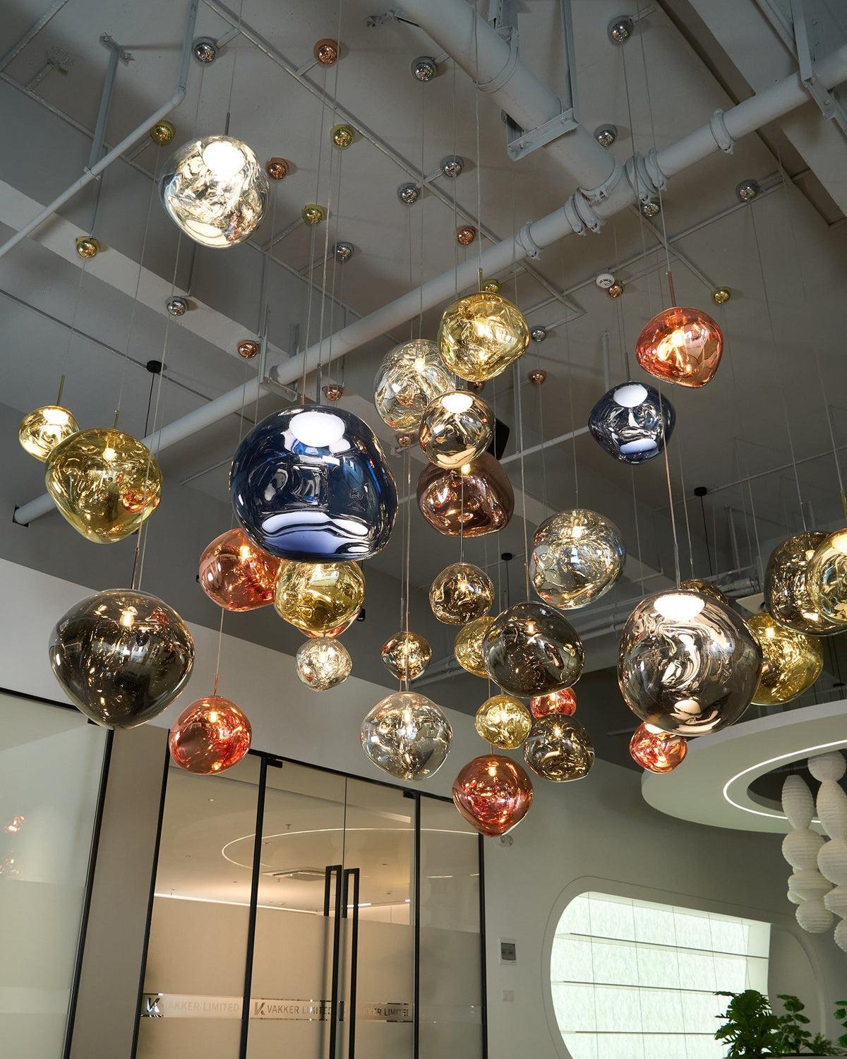 Aveneneria Spheres Pendant Lamp