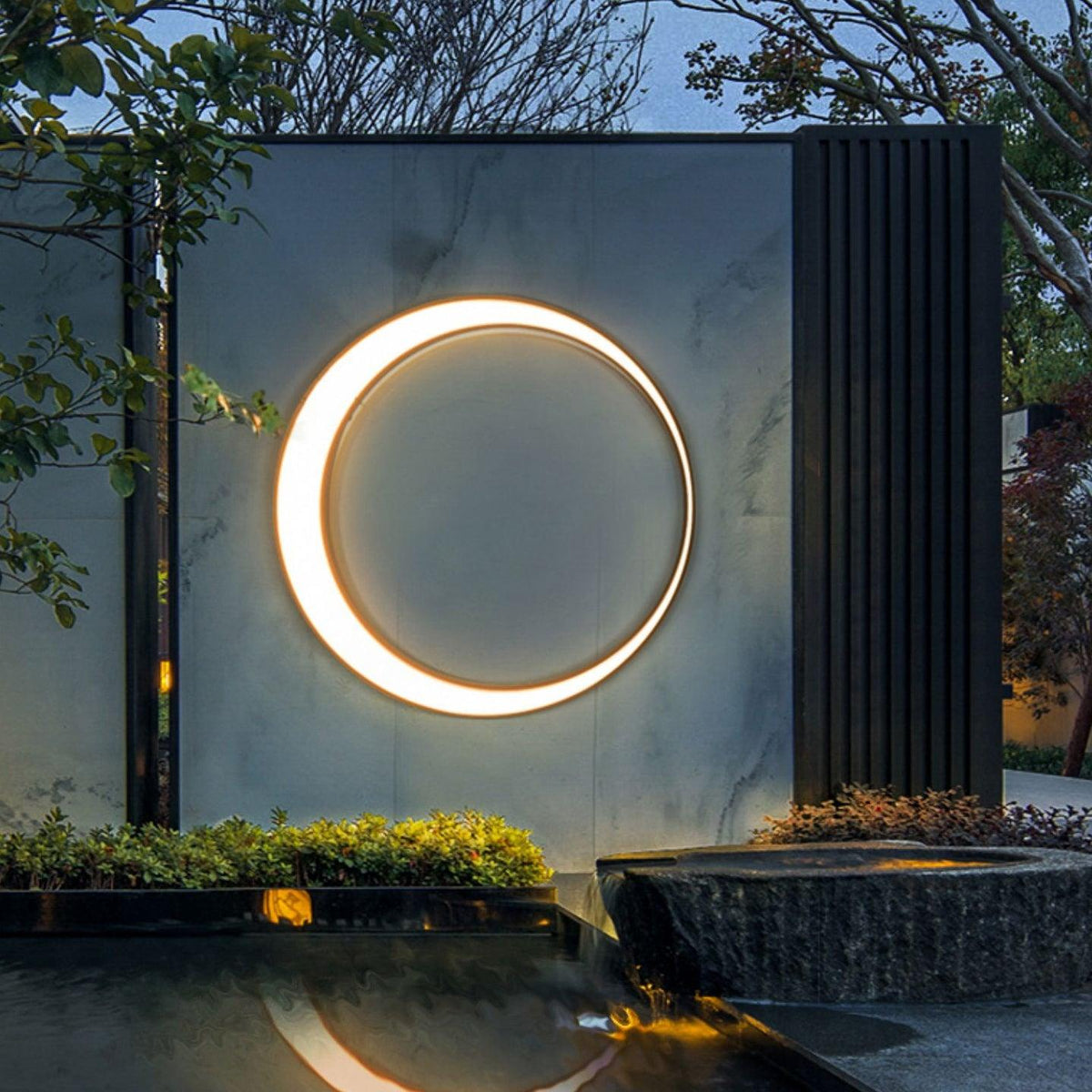 Noreliella Circular LED Outdoor Wall Light