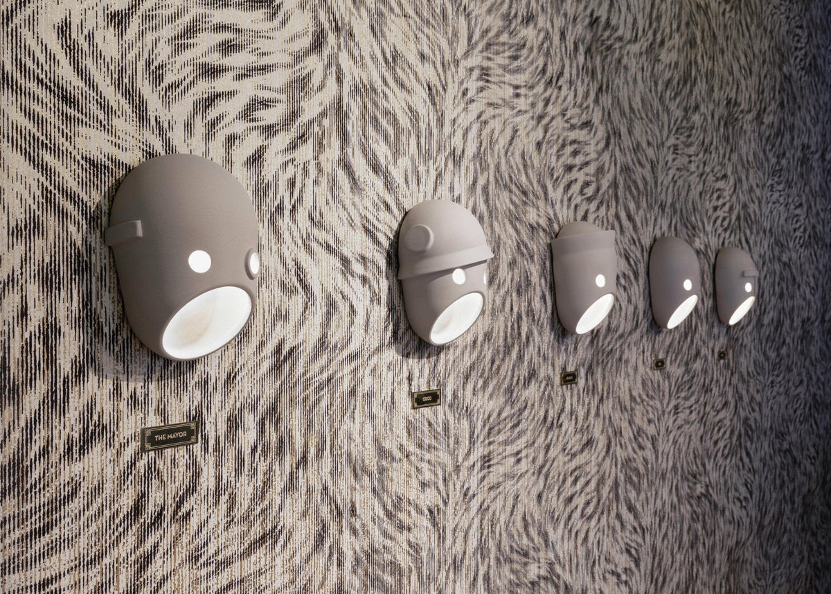 Mask Individual Creativity Resin Wall Light