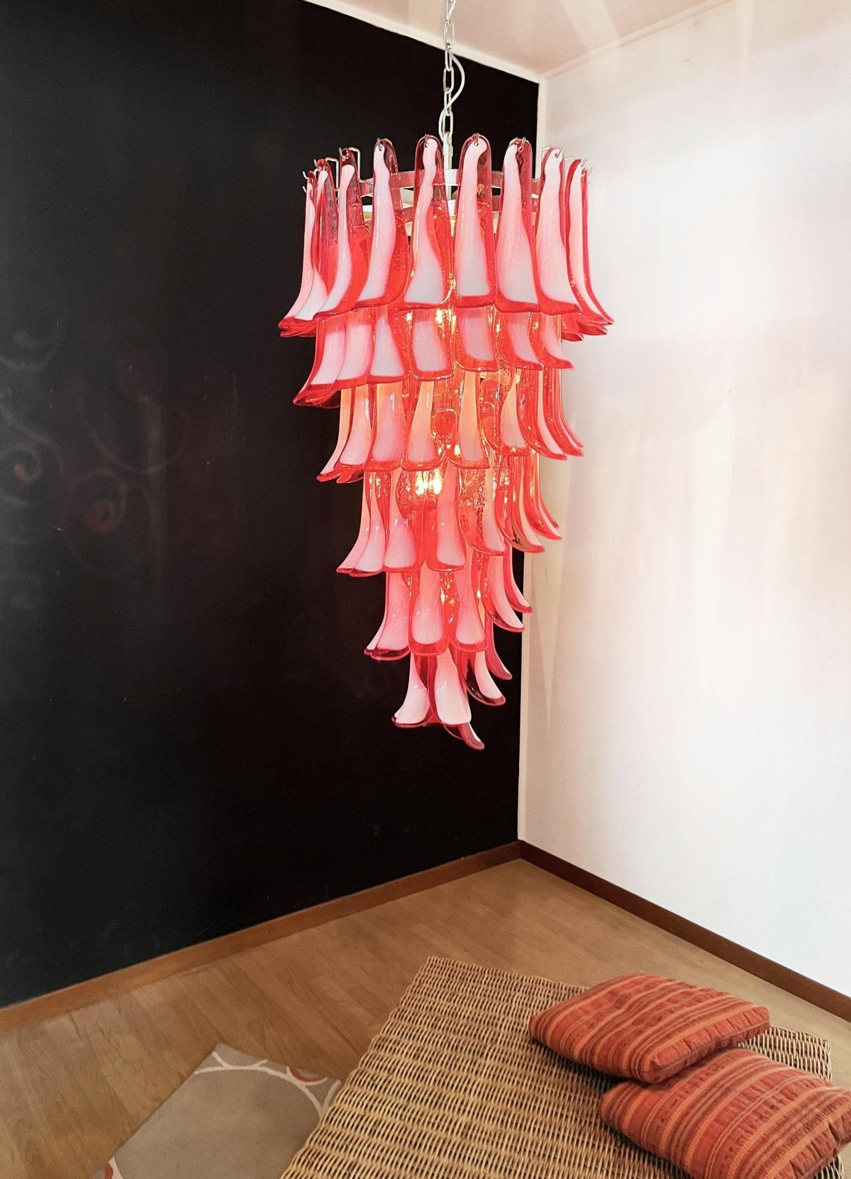 Viraisira Chandelier Red White Murano Spiral Petals
