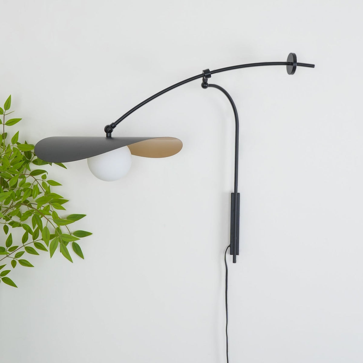 Tirove Glass Minimalist Wall Lamp