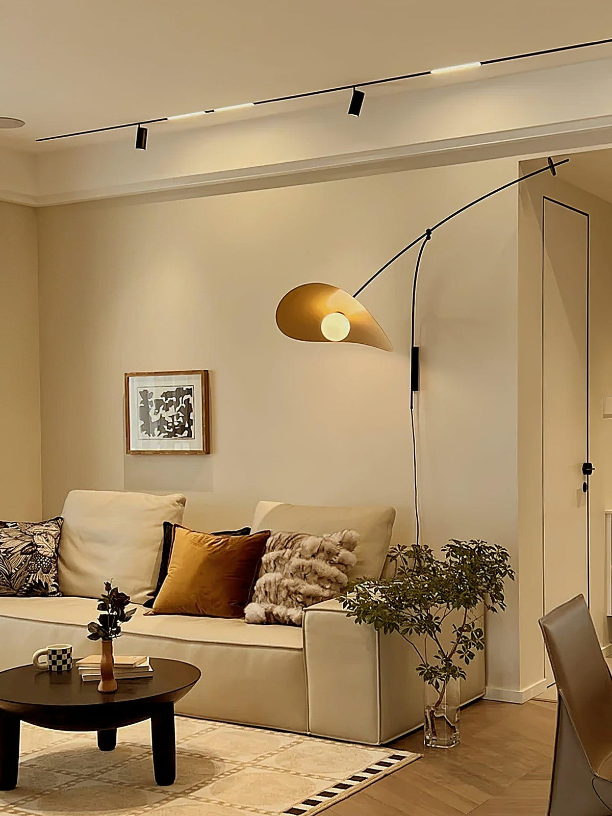 Tirove Glass Minimalist Wall Lamp