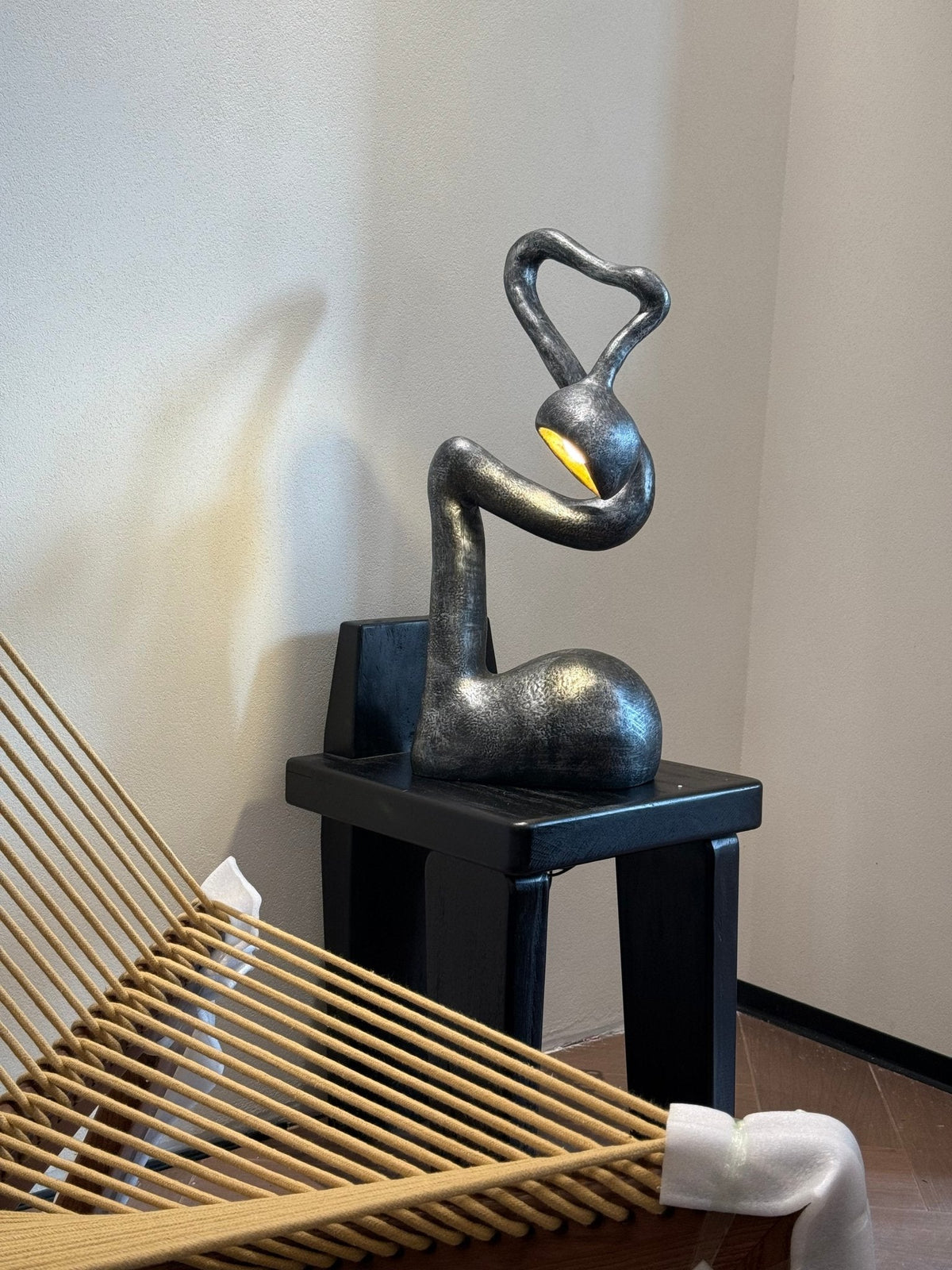 Twist Black Sculptural Table Lamp