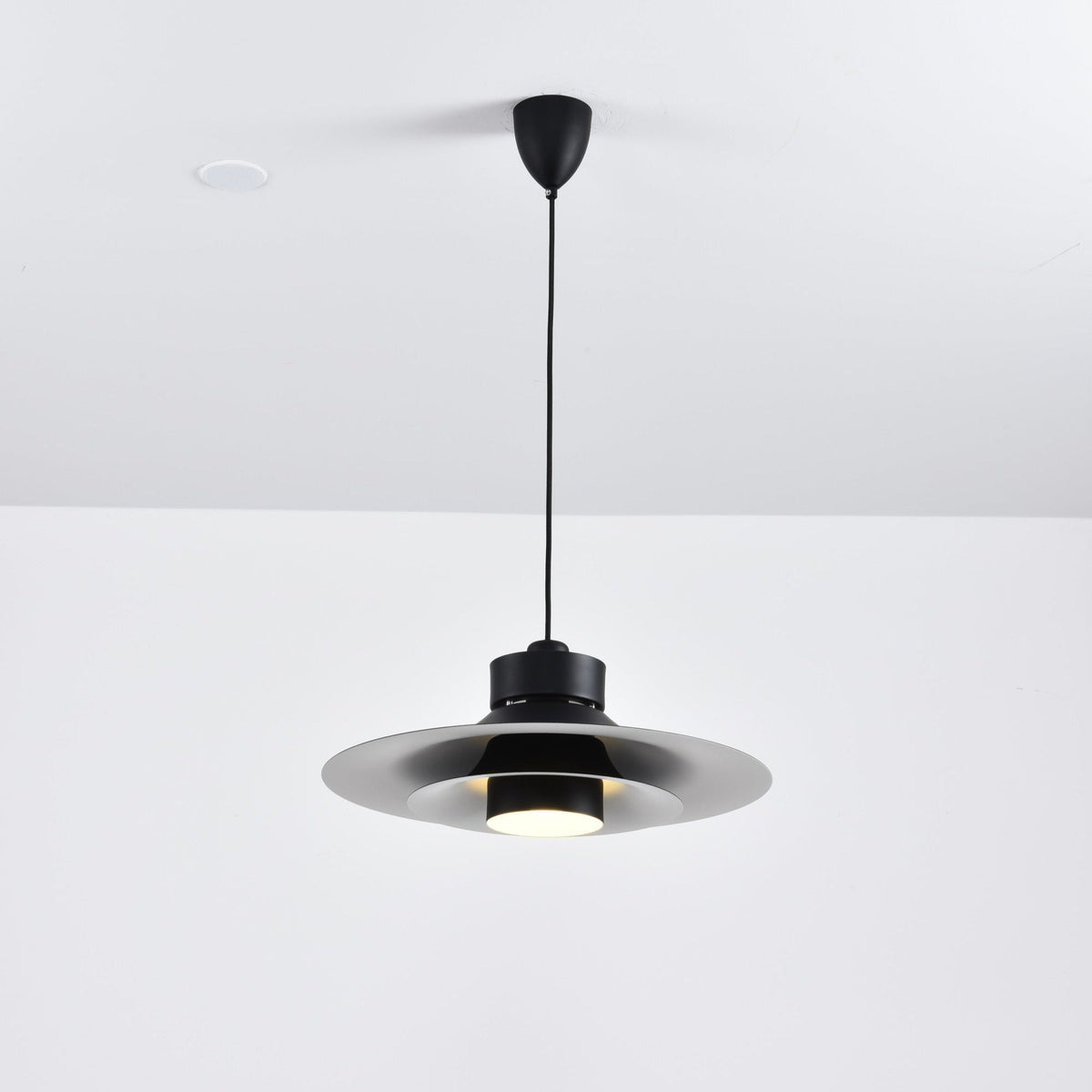 Rivivaya Minimalist Pendant Lamp