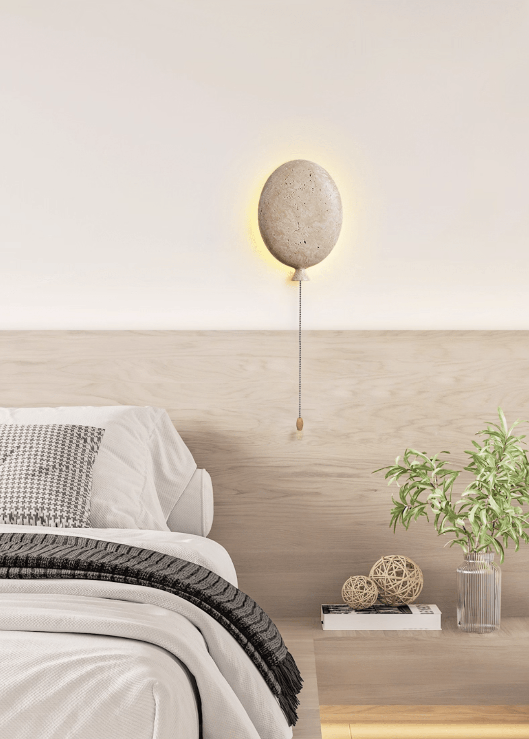 Tulf Balloon Wall Lamp