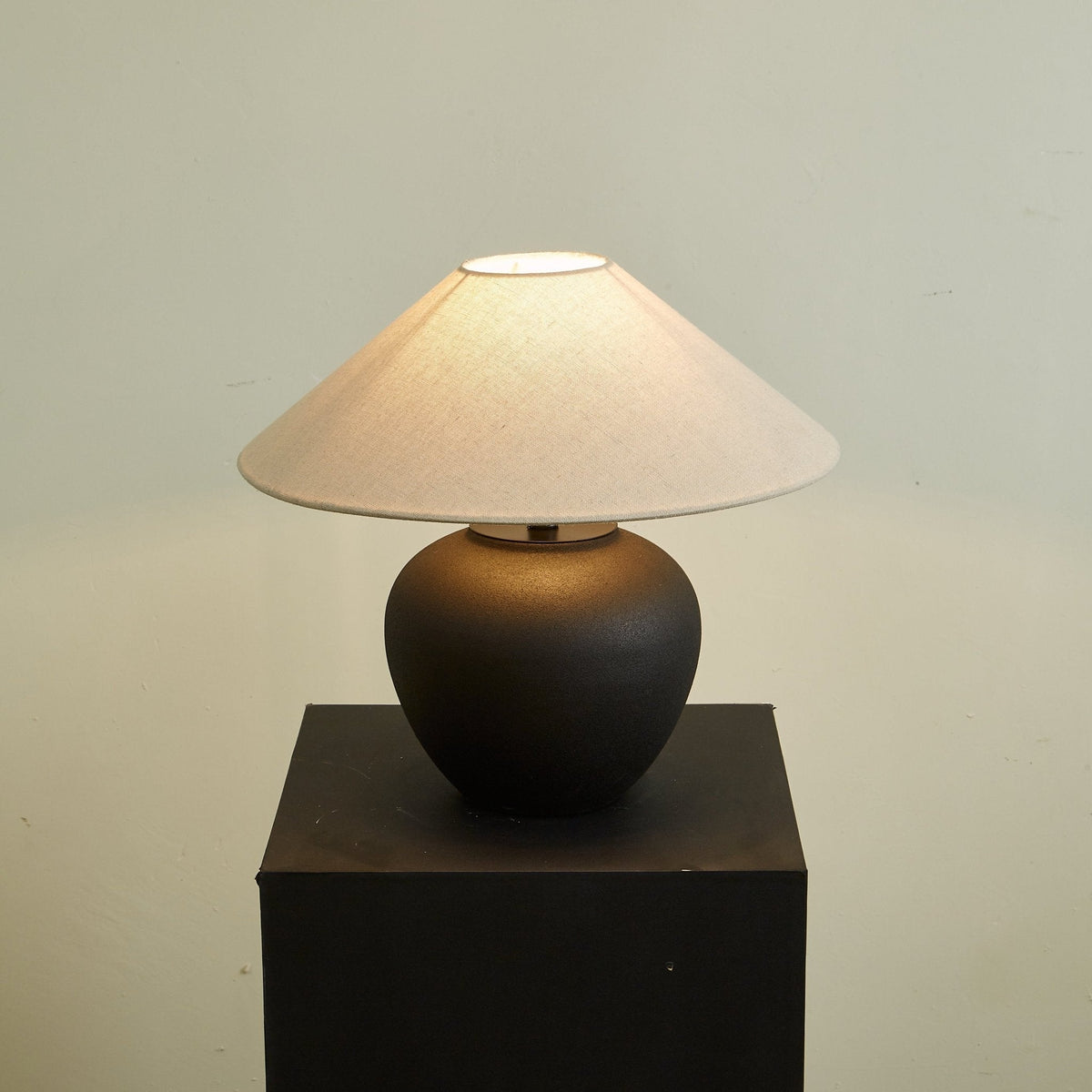 Renenella Classic Ceramics Table Lamp