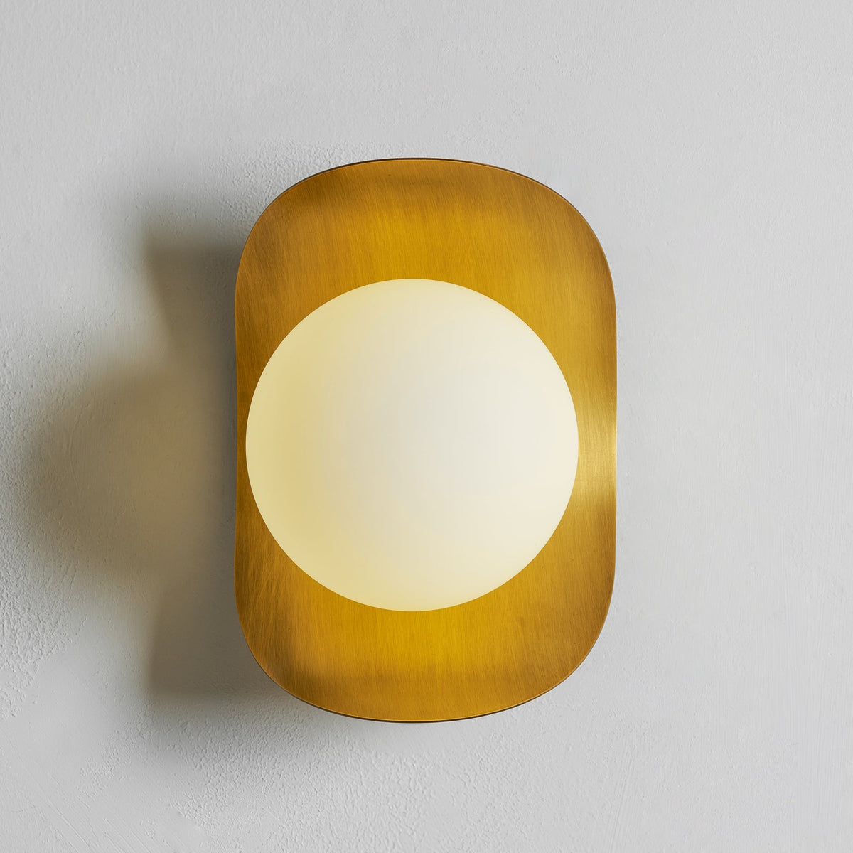 Nozen Brass Indoor Wall Light