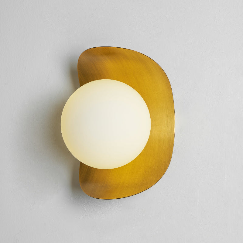 Nozen Brass Indoor Wall Light
