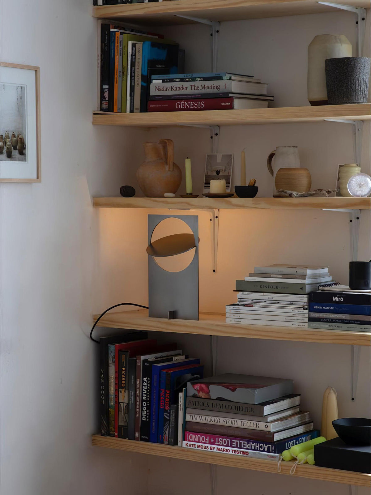 Terieriella Rotating Disc Table Lamp