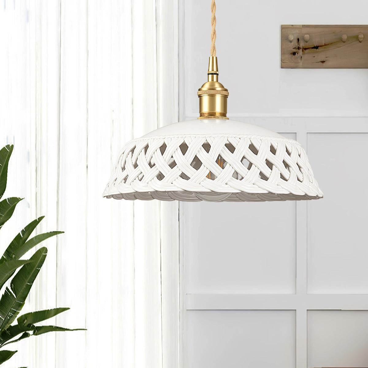 Eliielle Ceramic Cozy Pendant Lamp