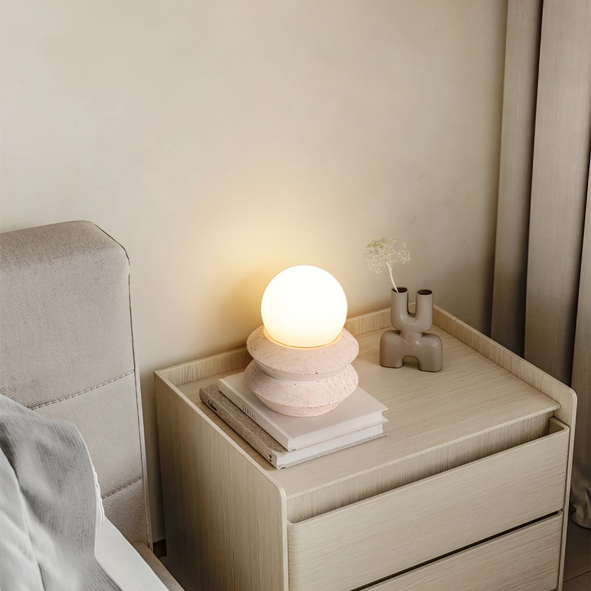 Dylis Lithos Rechargeable Table Lamp
