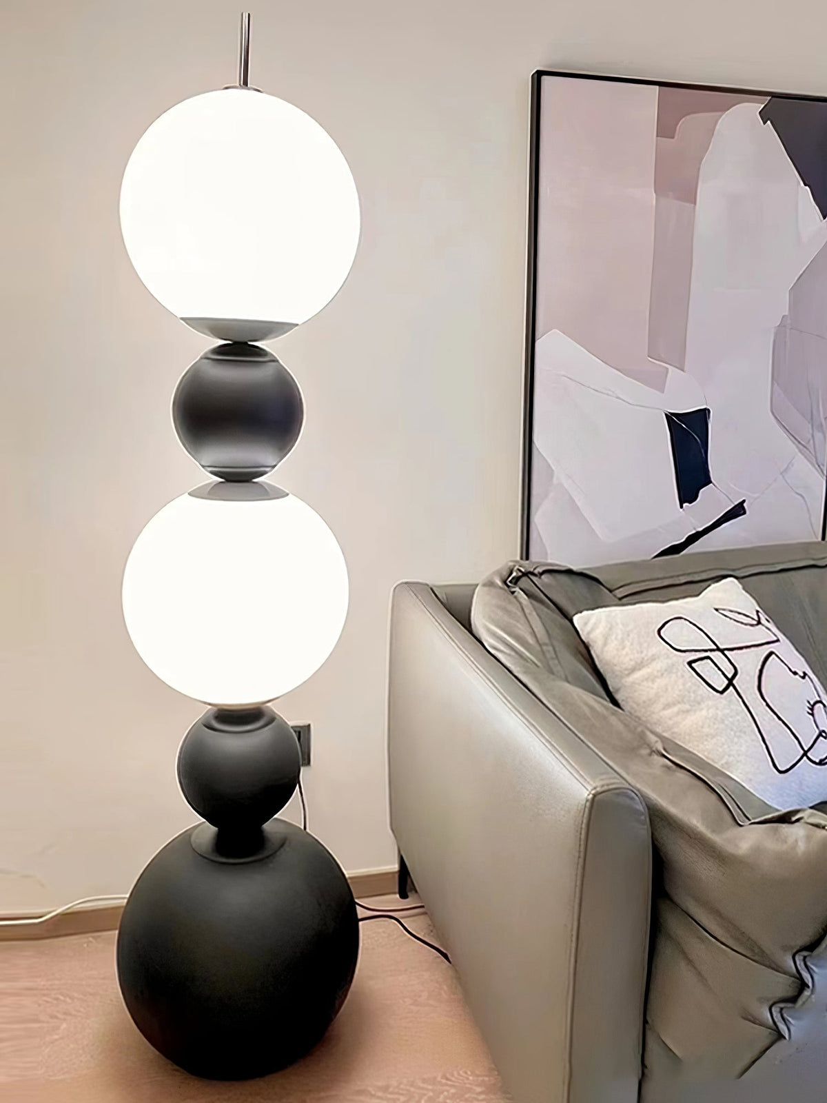 Ervynel Spherical Black Floor Lamp
