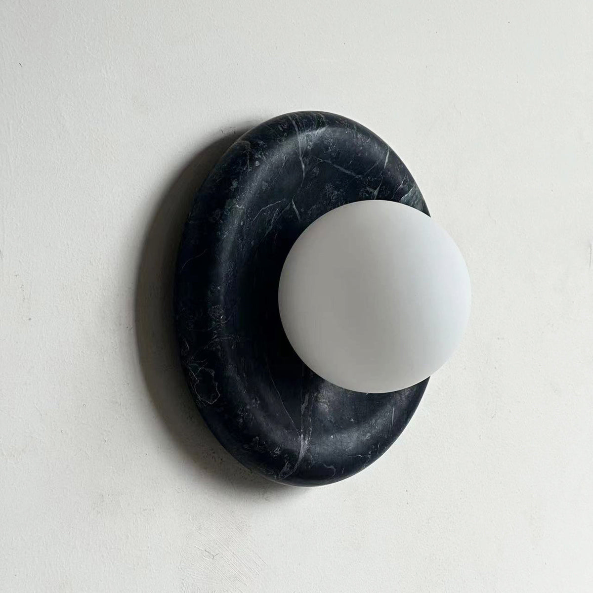 Cusorion Wall Lamp