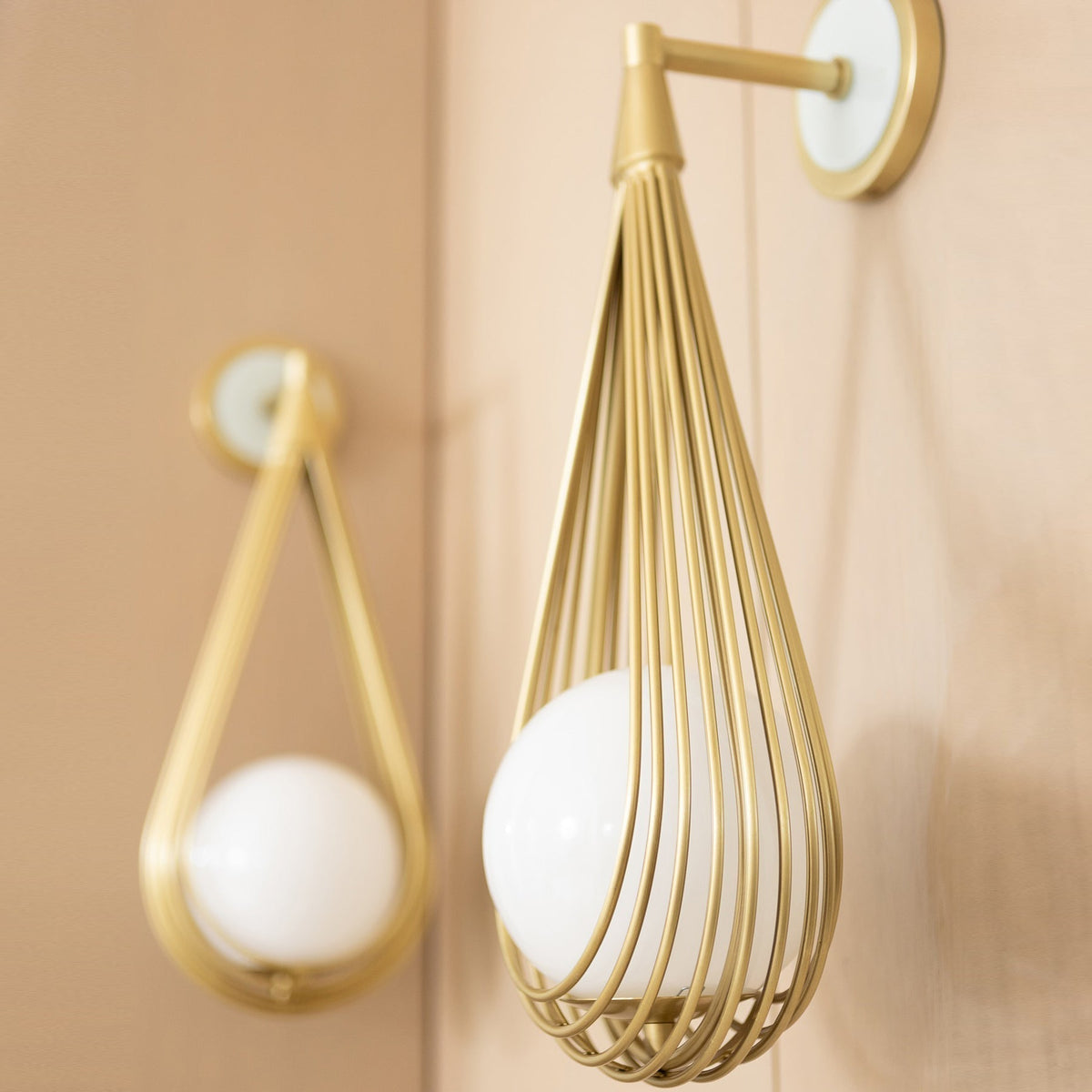 Zemirir Wall Lamp