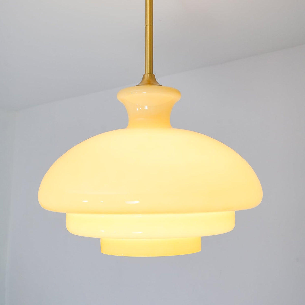 Sunbeam Modern Glass Pendant Lamp