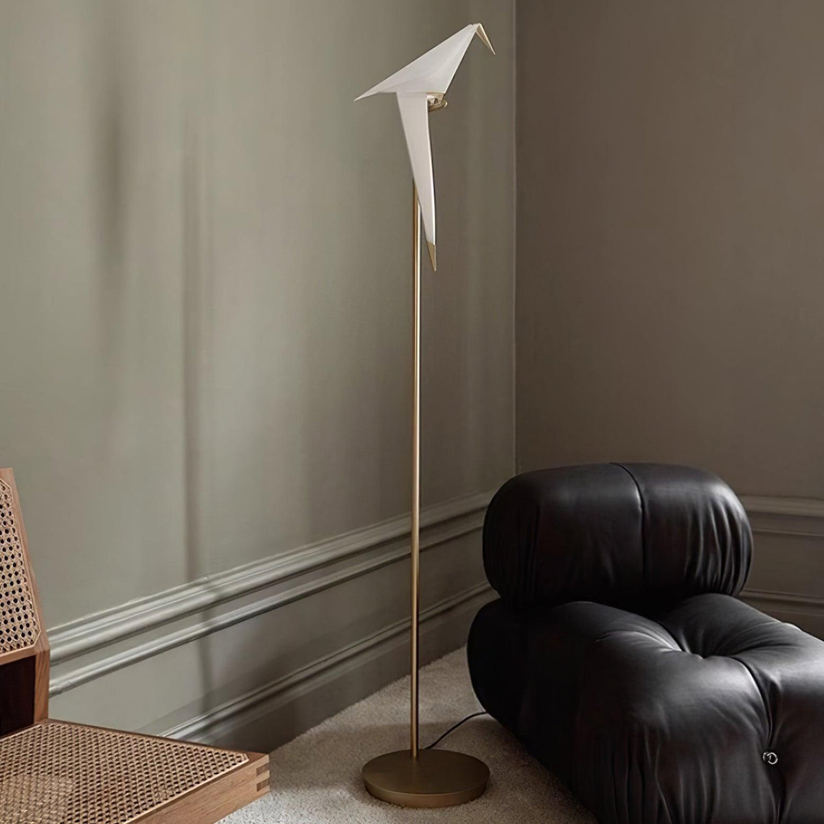 Vioran Aluminum Industrial Floor Lamp