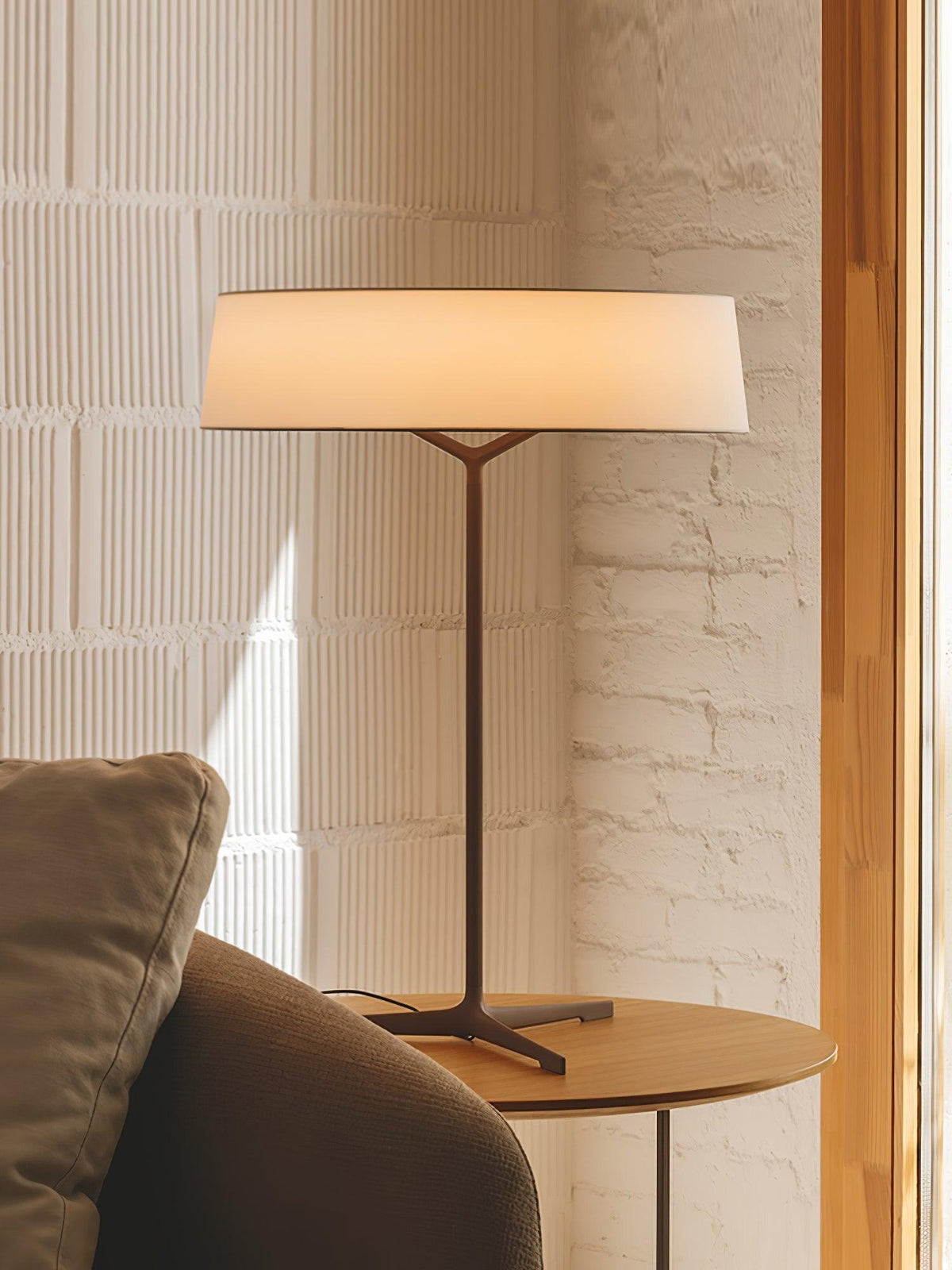 Linivira Fabric Scandinavian Table Lamp