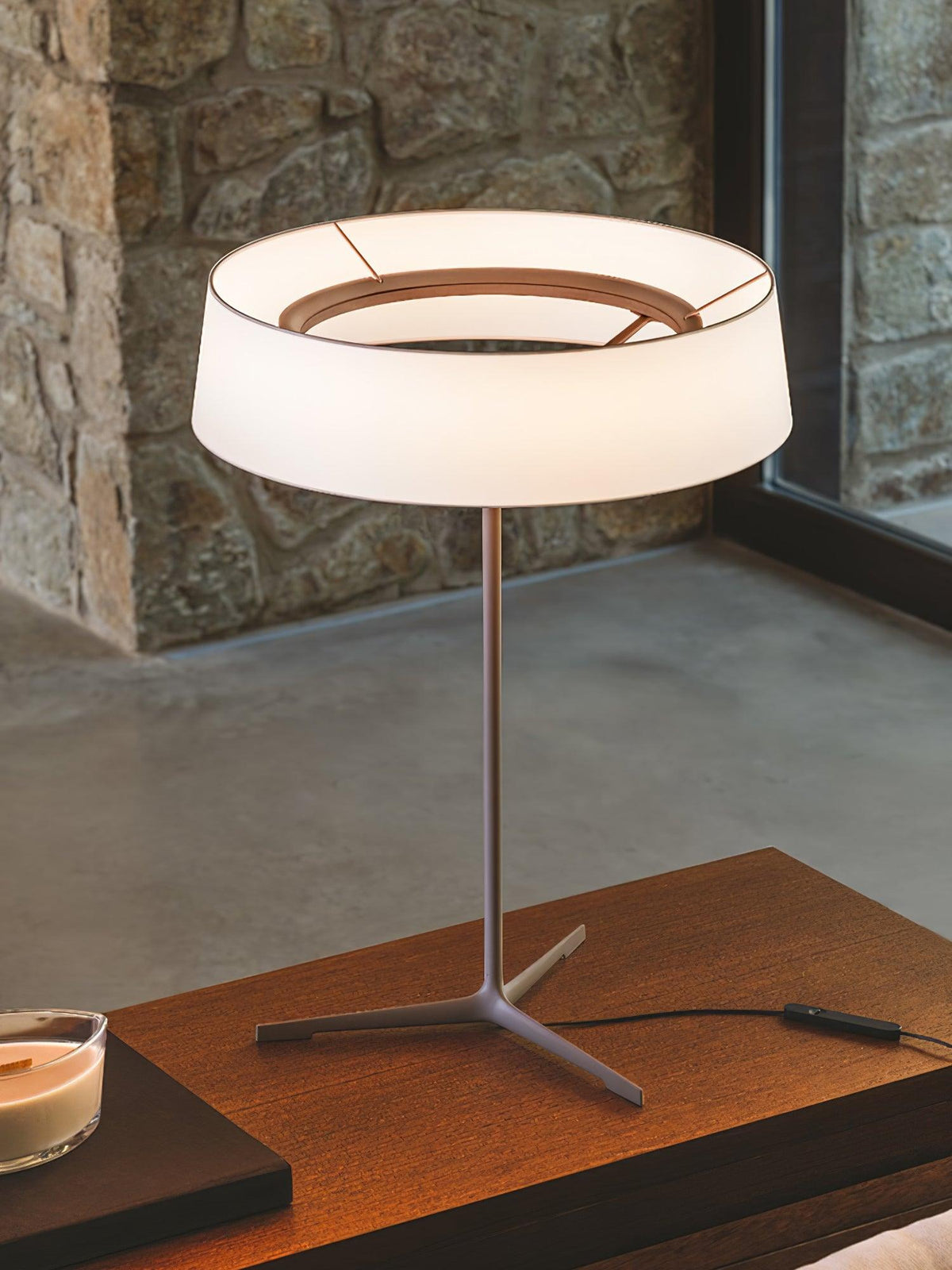 Linivira Fabric Scandinavian Table Lamp