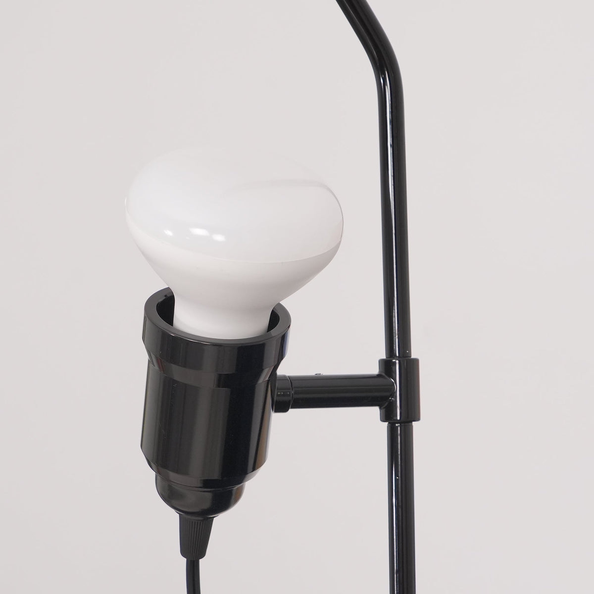 Ilthair Modern Minimalist Pendant Light