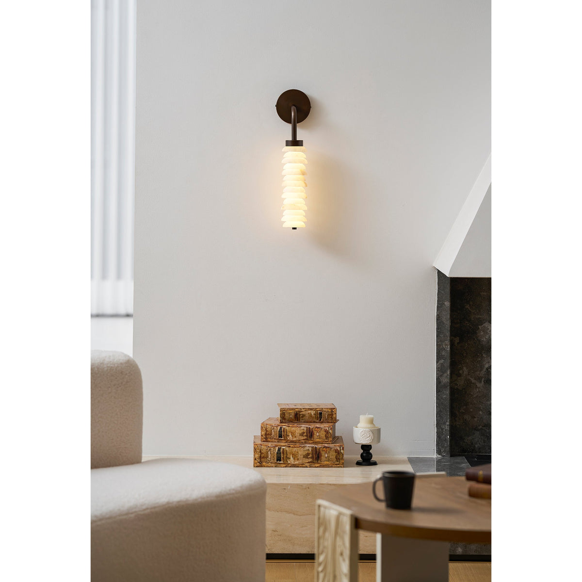Rivaiella Sconce