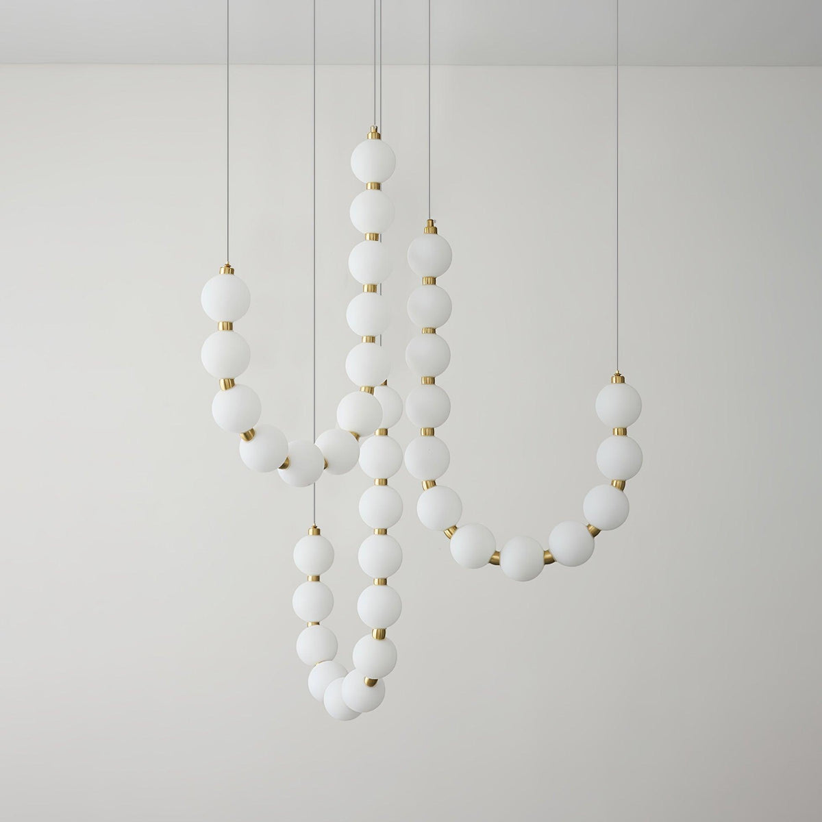 Eamo Modernl Chandelier