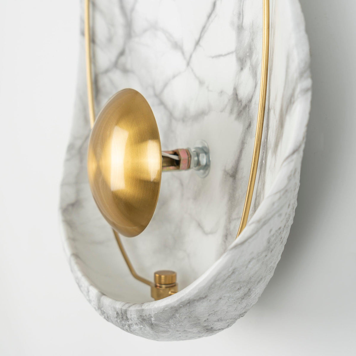 Vethaora Premium Nordic Art Pearl Resin Wall Lamp