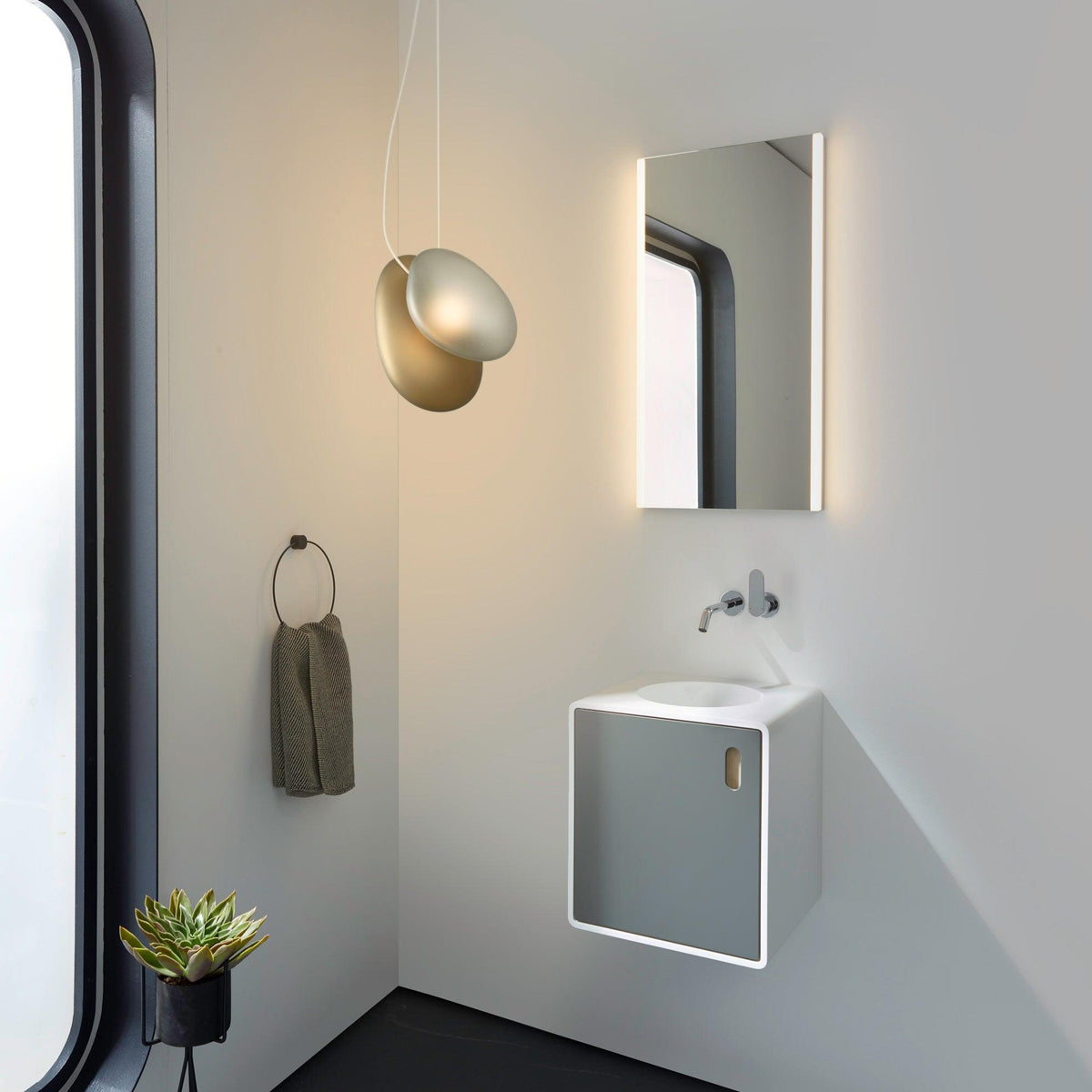 Mervan Frosted Glass Pendant Light