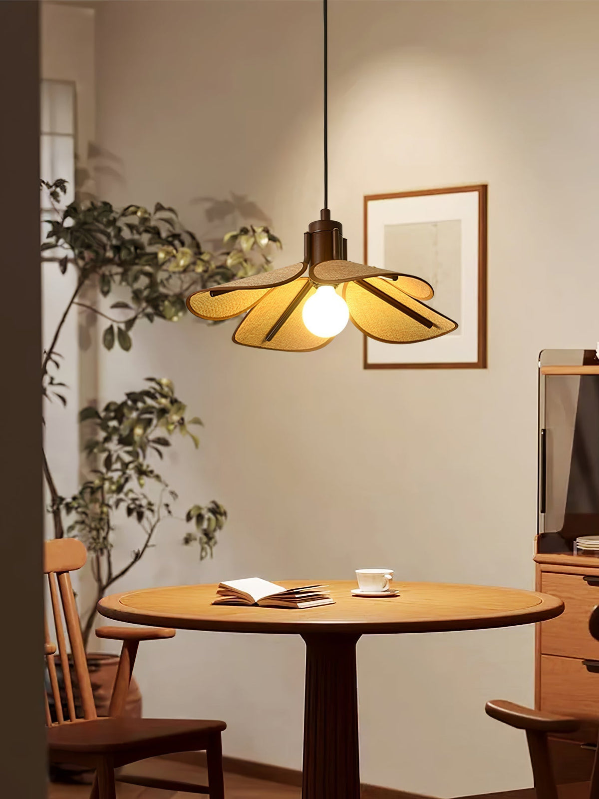 Utalion Traditional Petal Bloom Wood Fabric Pendant Light