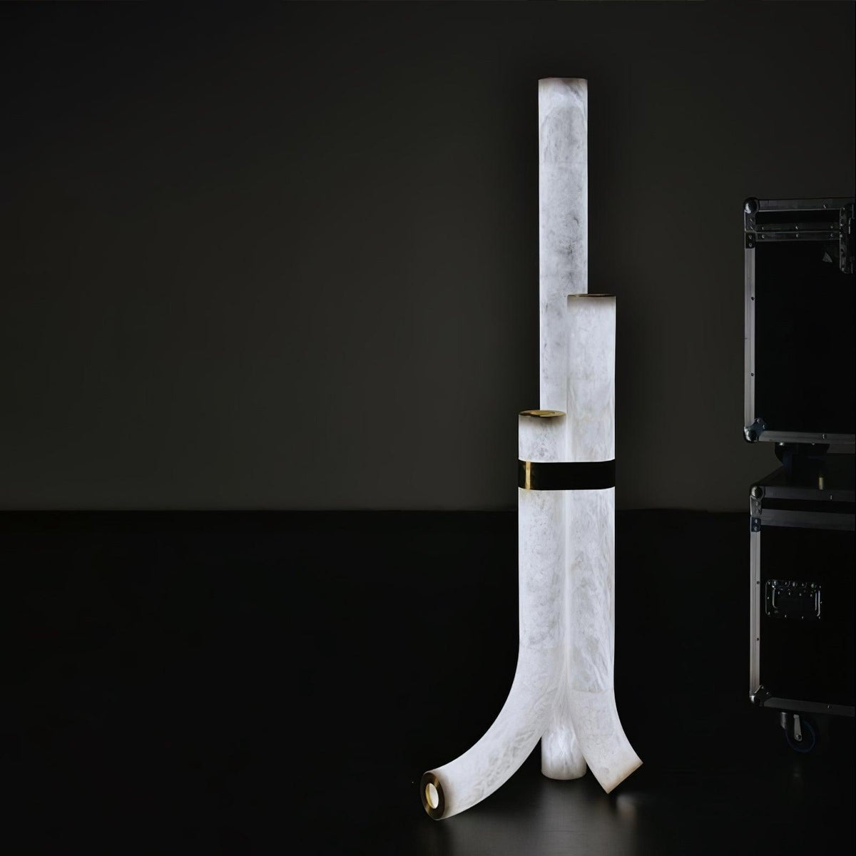 Nivoena Alabaster Floor Lamp