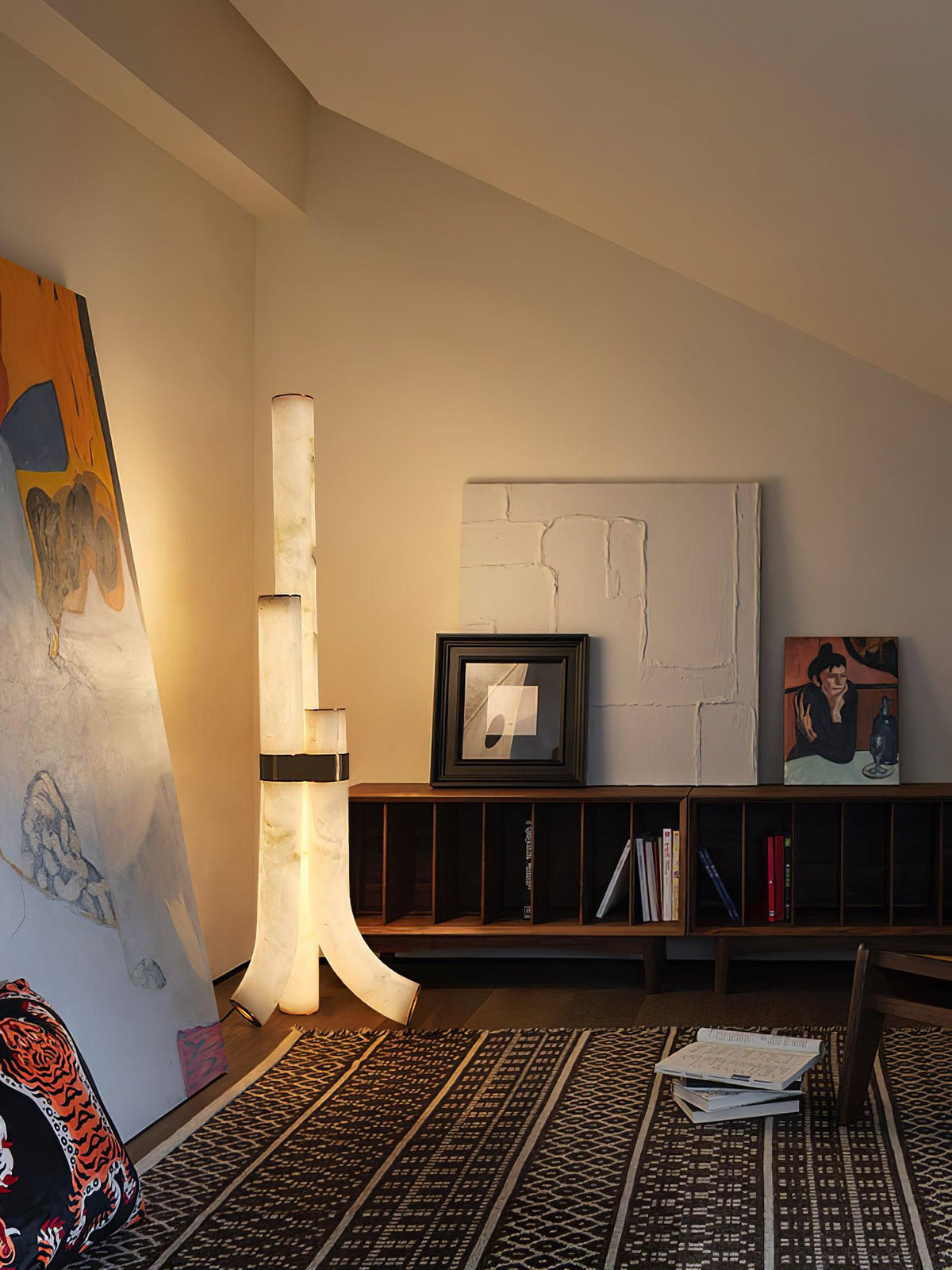 Nivoena Alabaster Floor Lamp