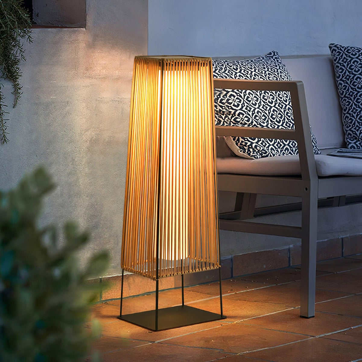 Aru Modern Outdoor Light