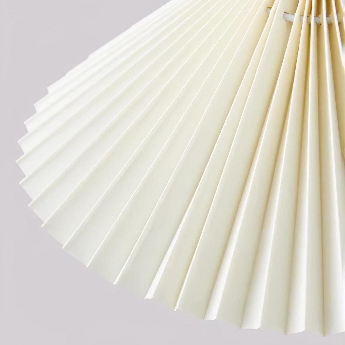 Mordan Premium Elegance Pleated Walnut Wooden Wall Lamp