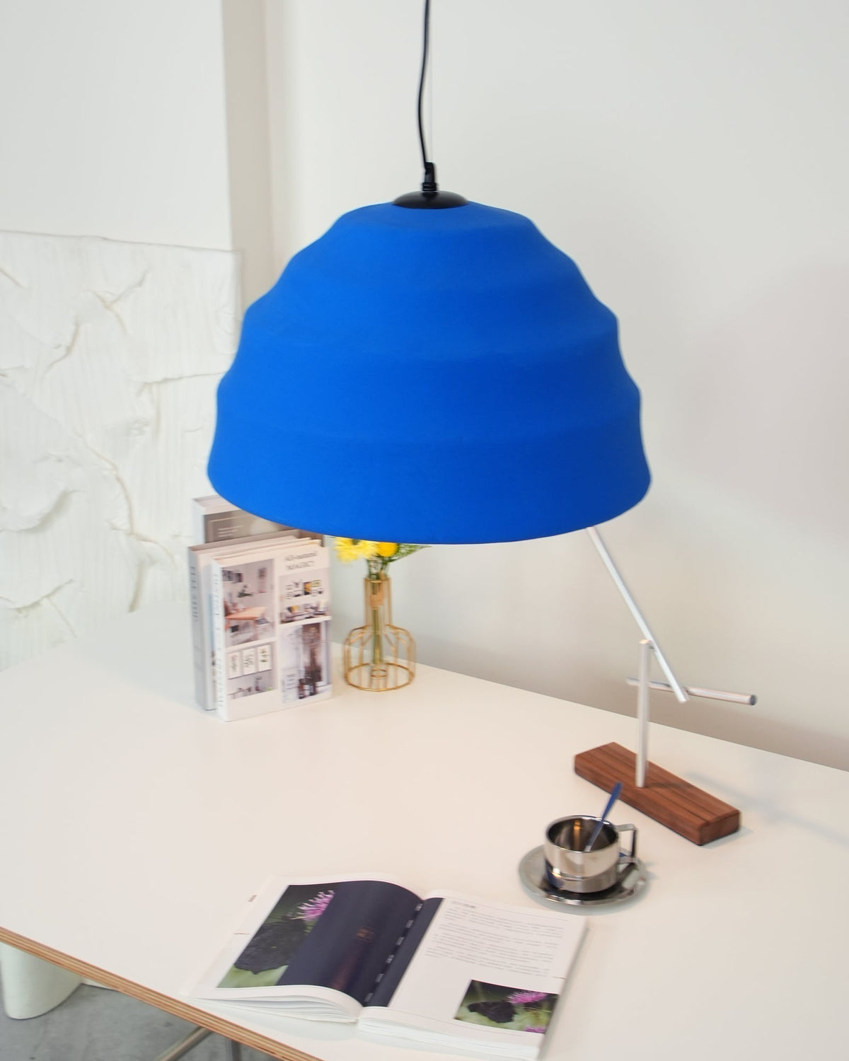Aurrineth Resin Pendant Light