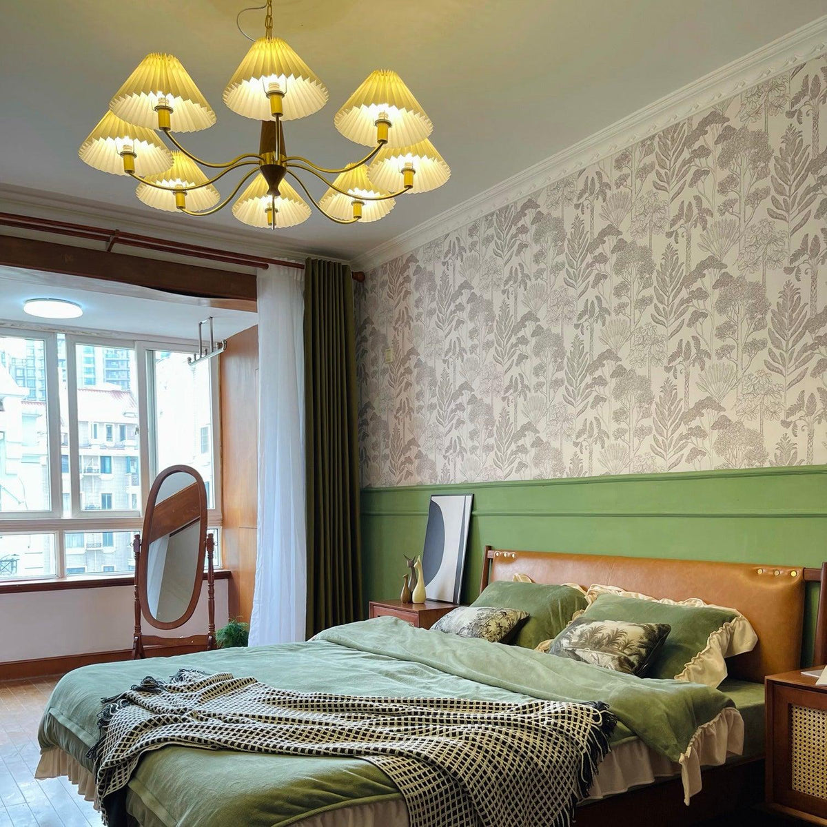 Elaorira Chandelier White Pleated Lampshades