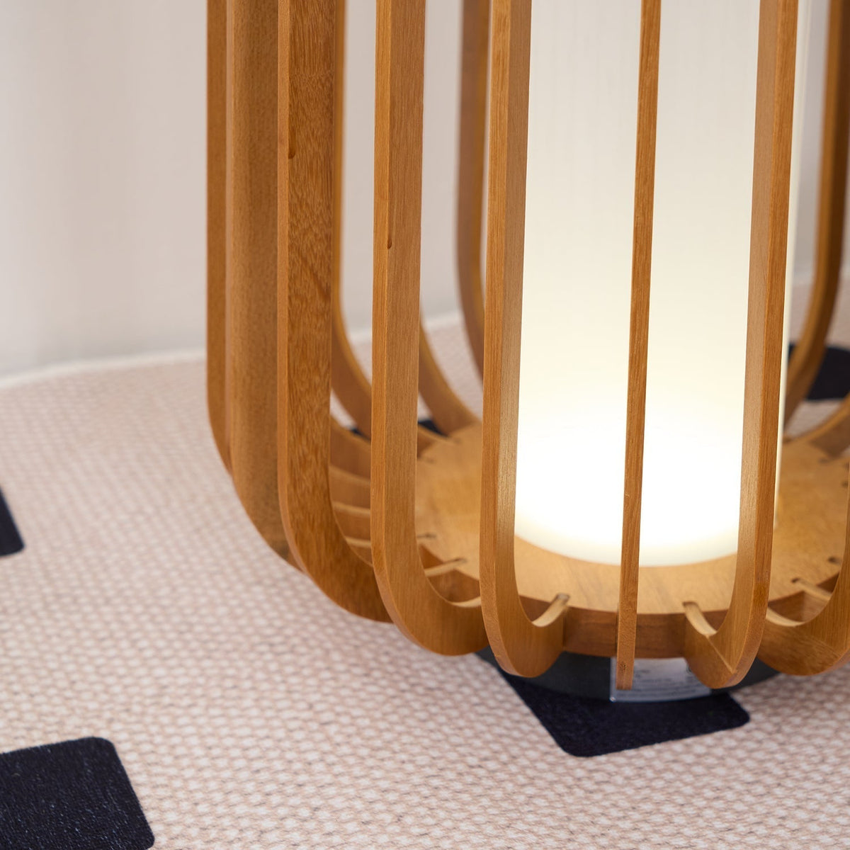 Elvelian Portable Rechargeable Wood Lantern Outdoor Light
