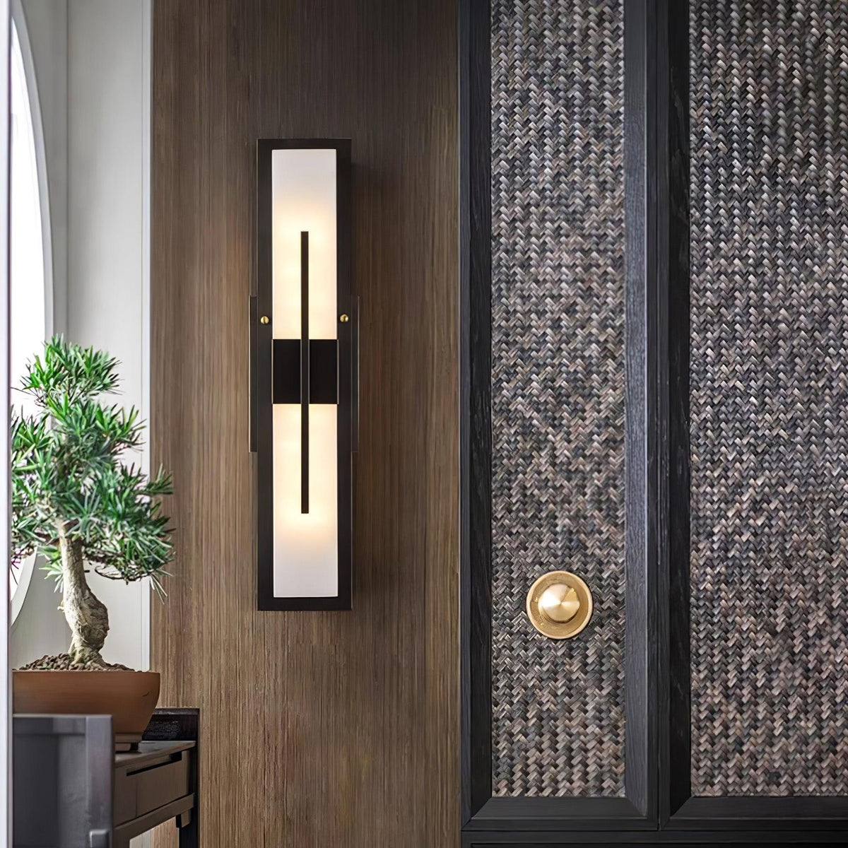 Elarvin Classic Unique Resin Outdoor Wall Light