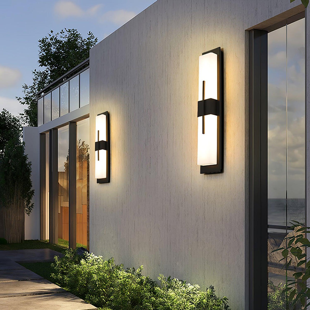 Elarvin Classic Unique Resin Outdoor Wall Light