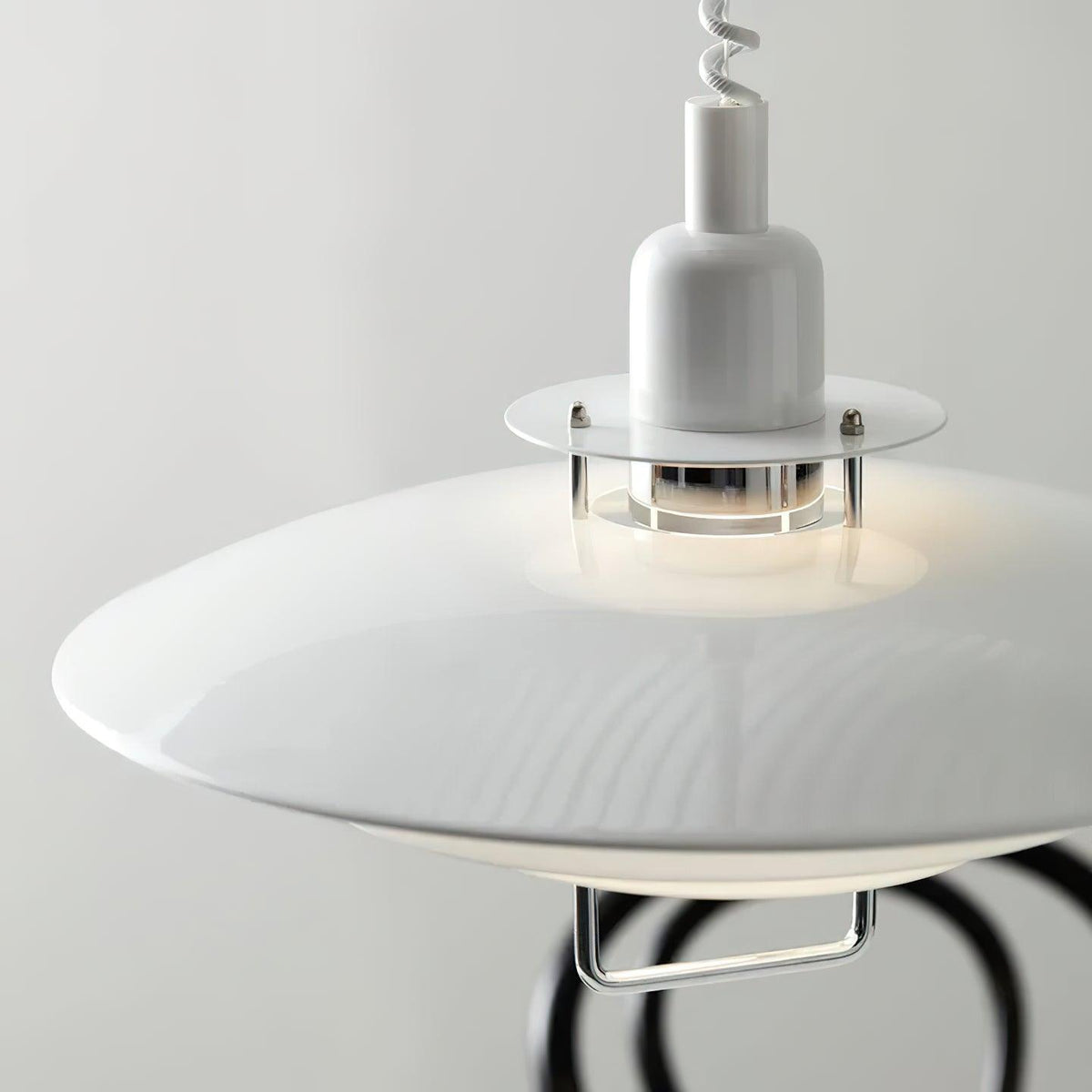 Divor Aluminum Glam Pendant Lamp