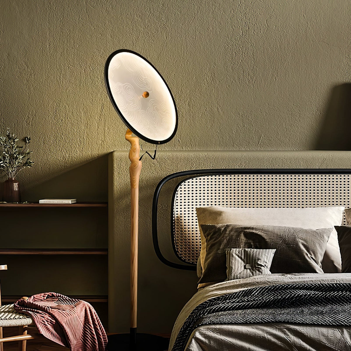 Evliriel Artistic Wood Floor Lamp