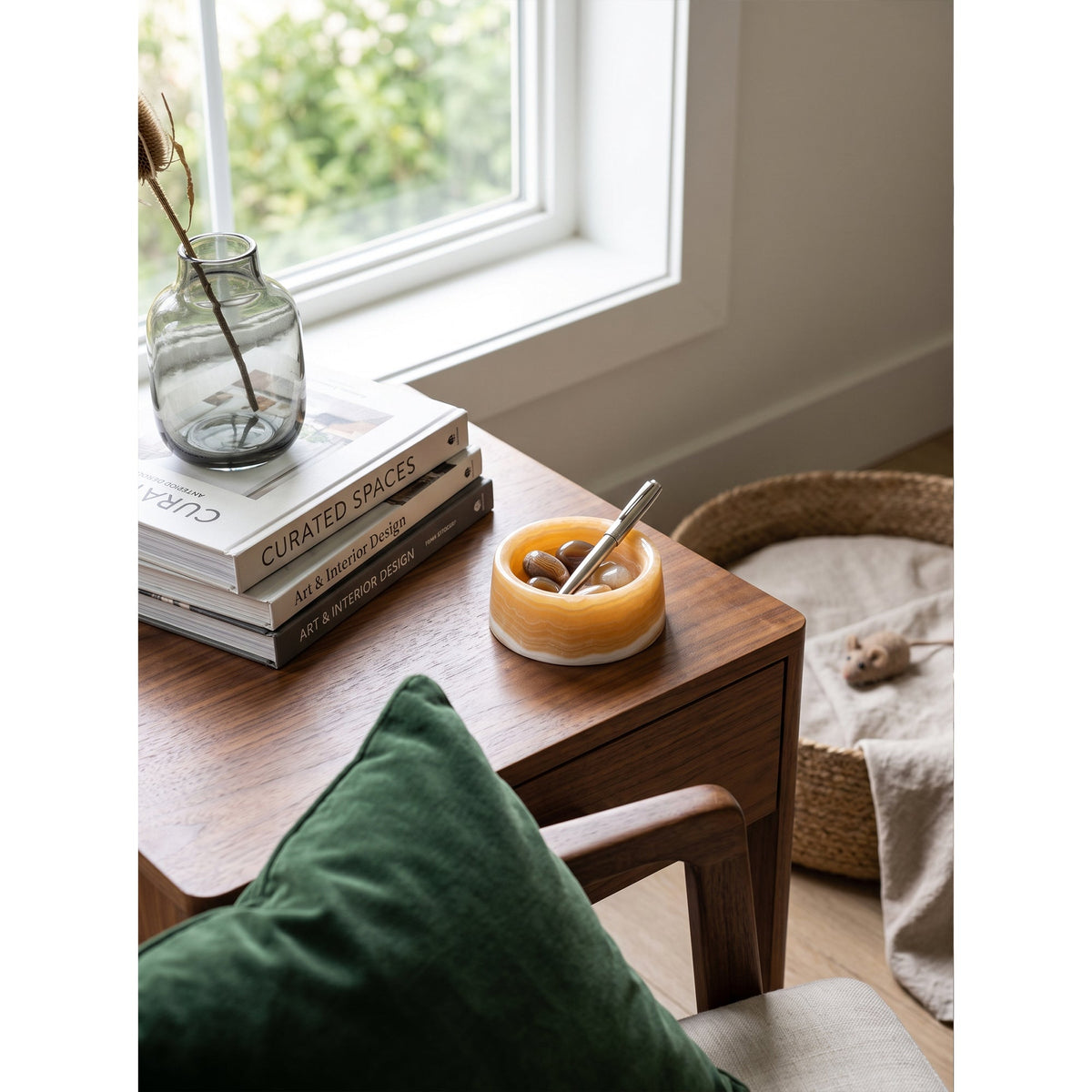 Corvenwick Marble Pet Bowl