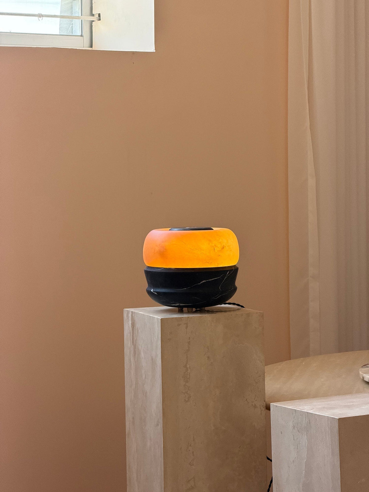 Soriviella Table Lamp
