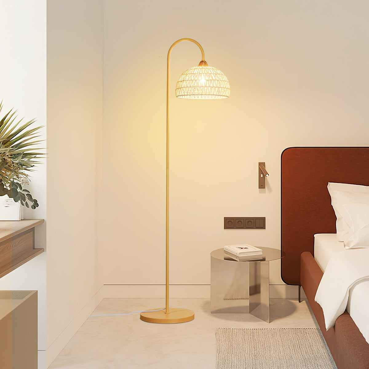 Tor Minimalist Floor Lamp