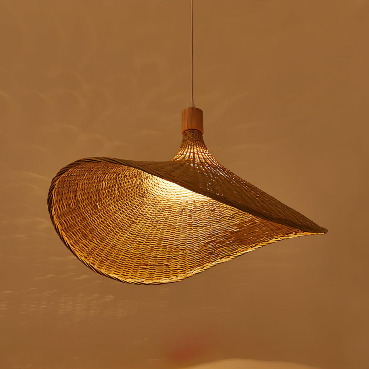 Marona Rattan Vintage Pendant Light
