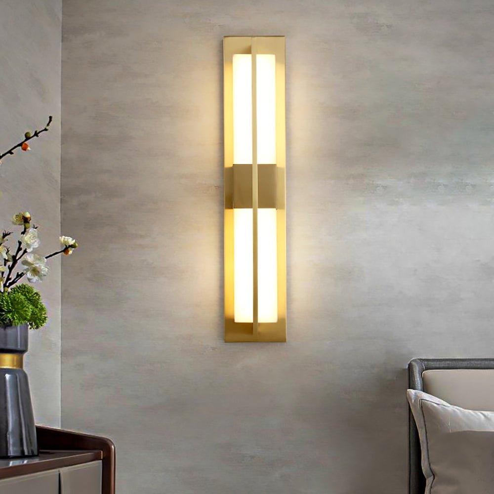 Laxor Alabaster Brass Wall Light