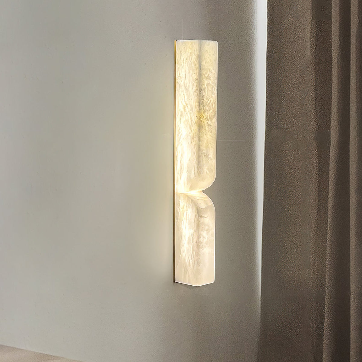Lumivaria Wall Lamp