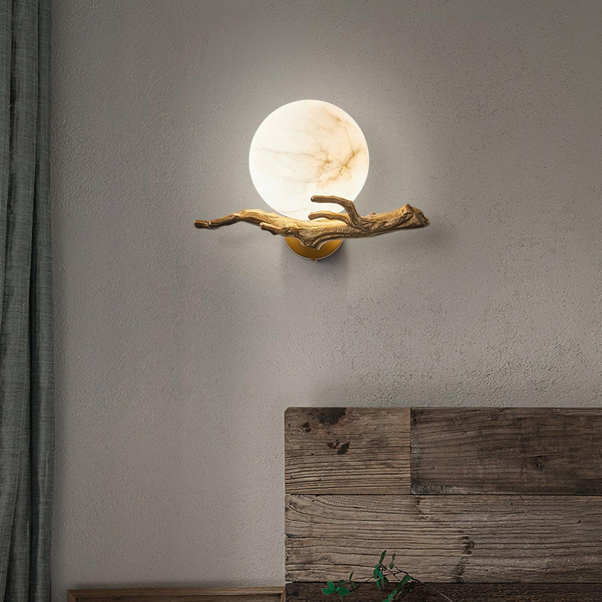 Erixa Retro Twigs Brass Marble Wall Lamp