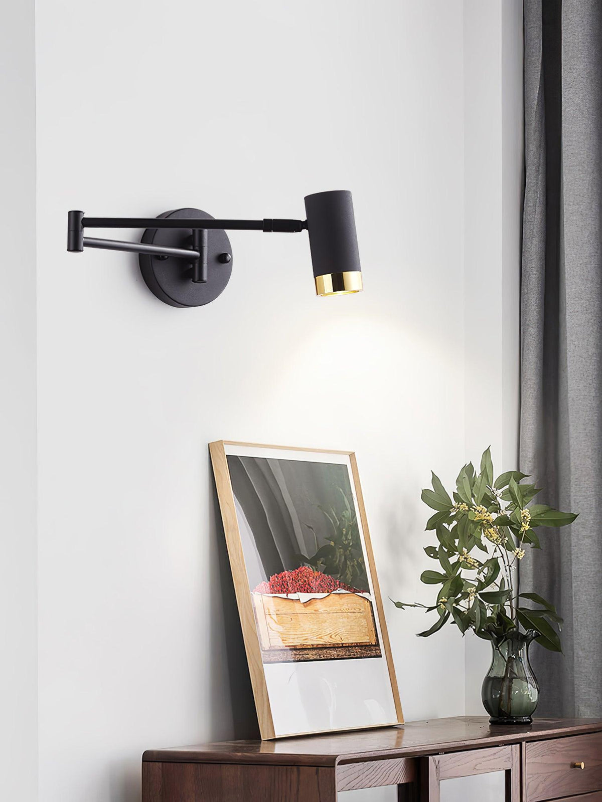 Norarina Premium Elegance Arm Wall Lamp
