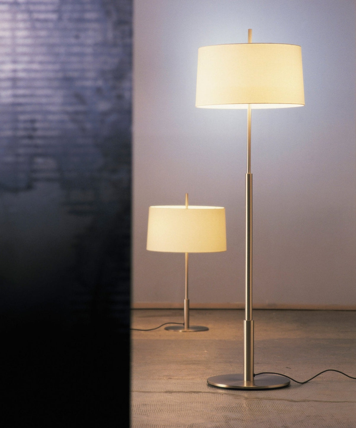 Brooks Minimalist Floor Lamp