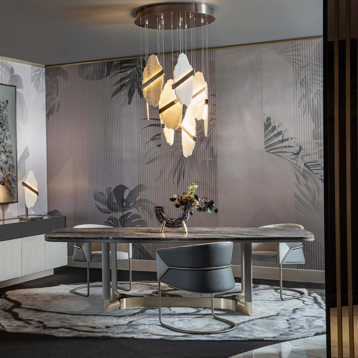 Viraelira Chandelier
